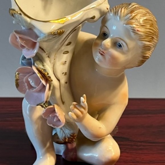 Vintage 1950's mid century Ucagco Japan Trumpet Vase Fine Porcelain Cherub *READ - Picture 3 of 11